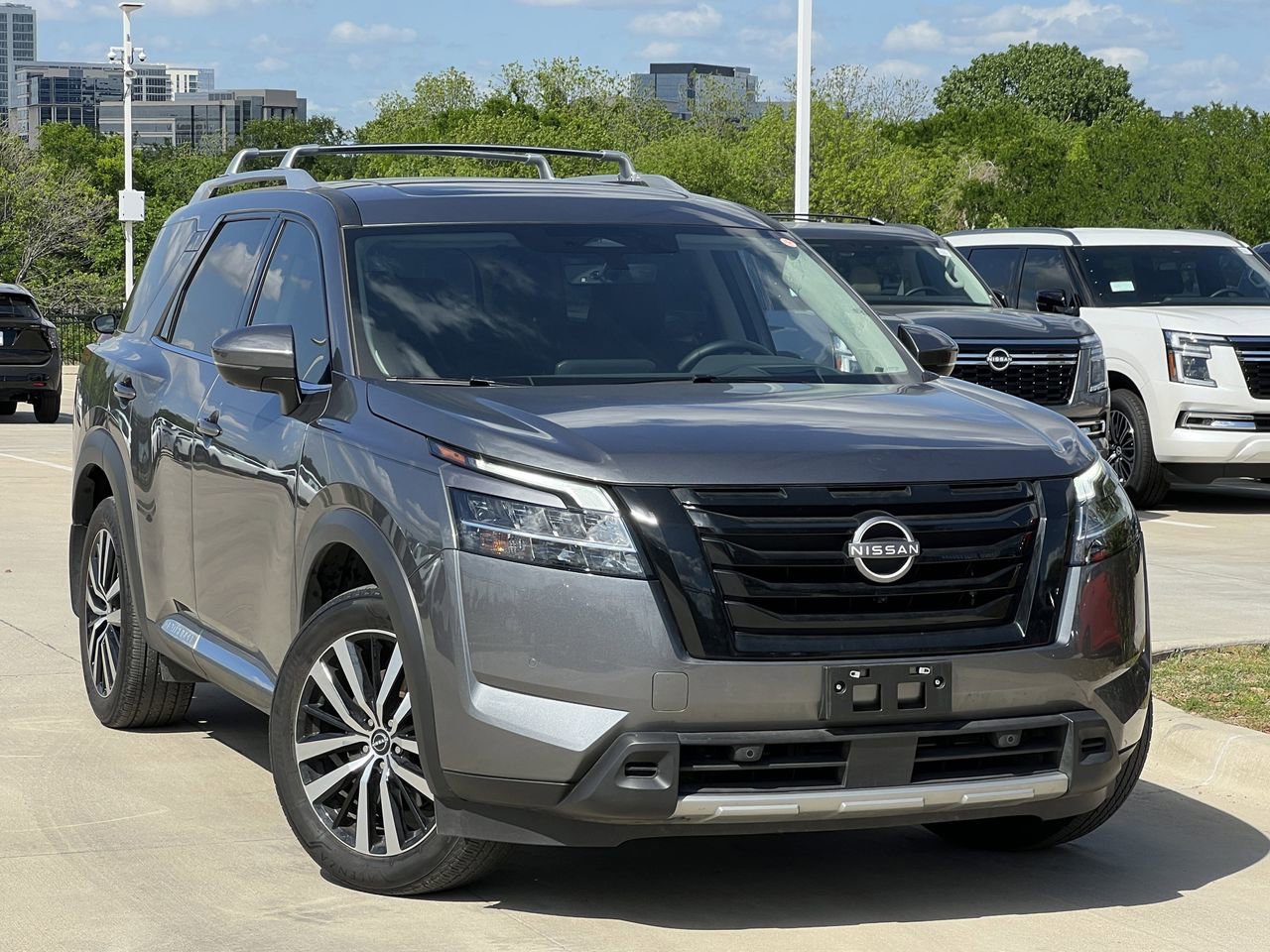 Certified 2023 Nissan Pathfinder Platinum w/ Black Appearance Package image 1
