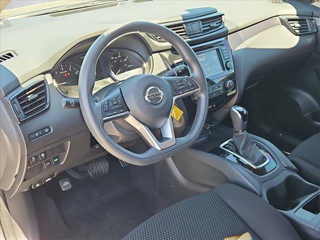 Used 2020 Nissan Rogue Sport S w/ Appearance Package FWD image 13