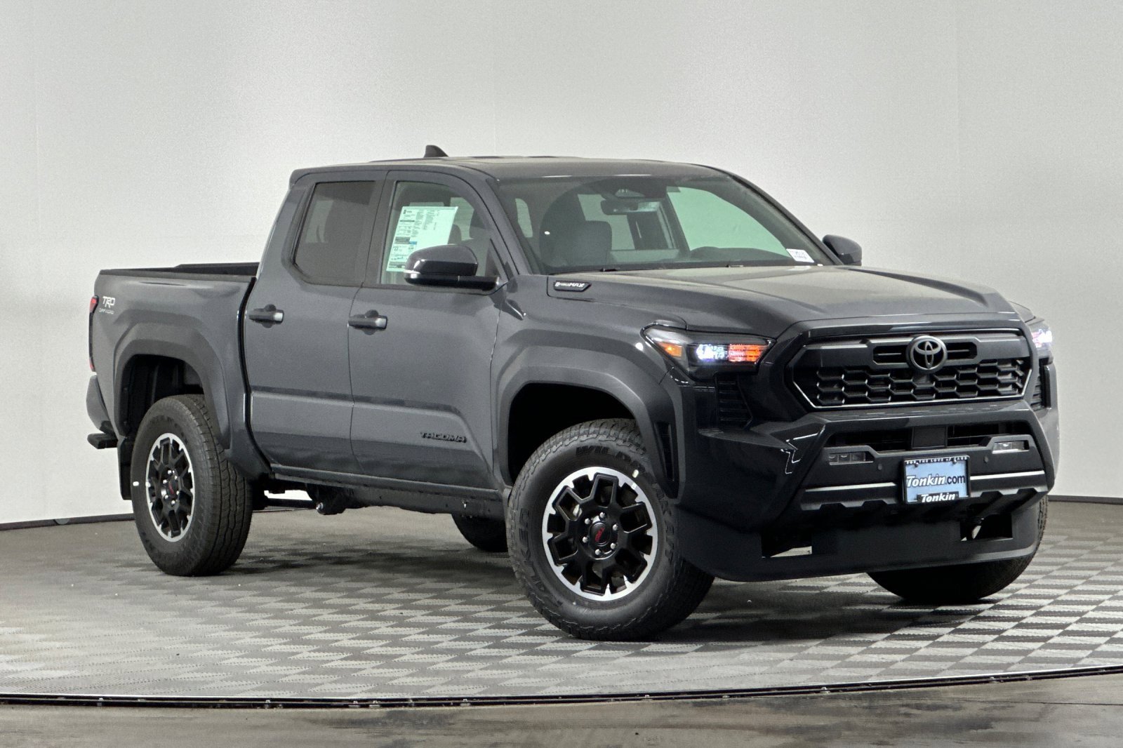 New 2025 Toyota Tacoma TRD Off-Road image 2