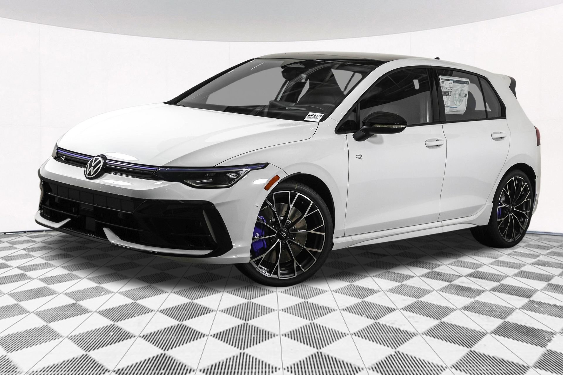 New 2026 Volkswagen Golf AWD/4WD image 2