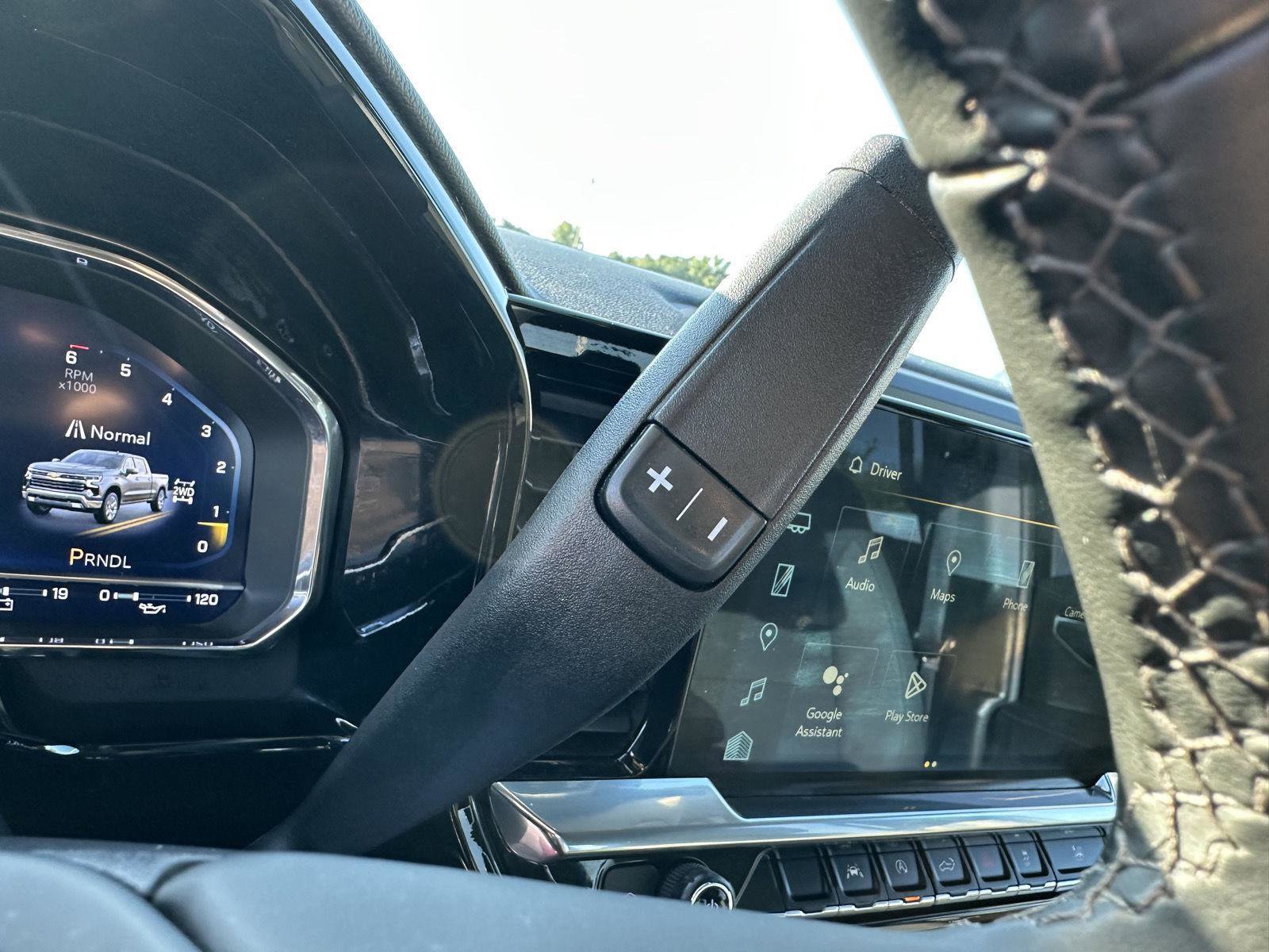 Used 2024 Chevrolet Silverado 1500 LT image 26