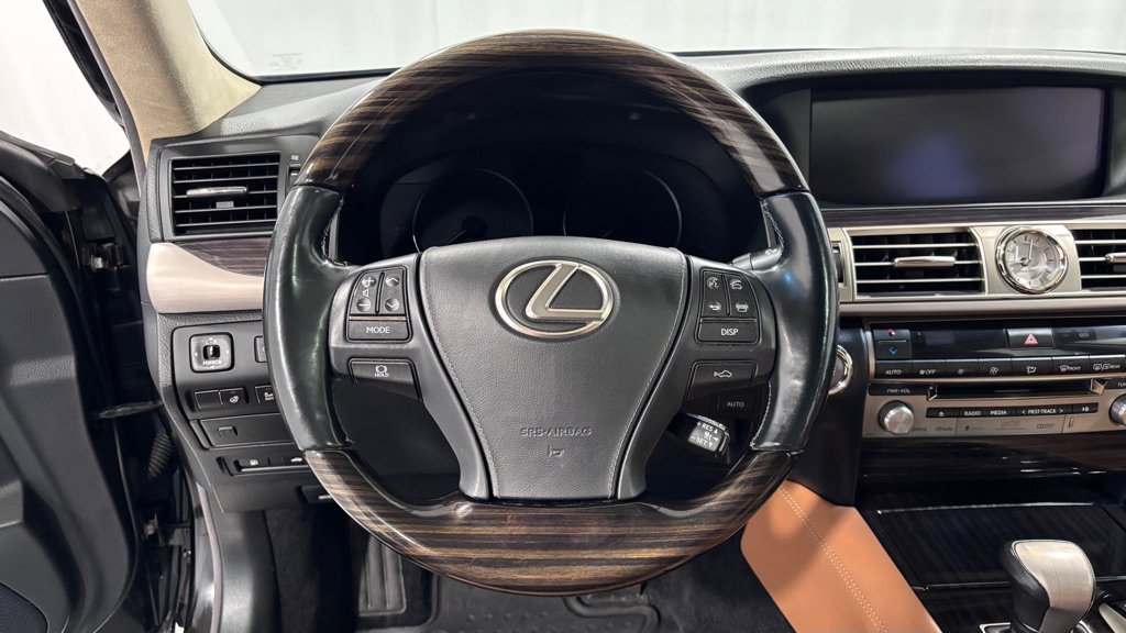 Used 2015 Lexus LS 460 L image 13