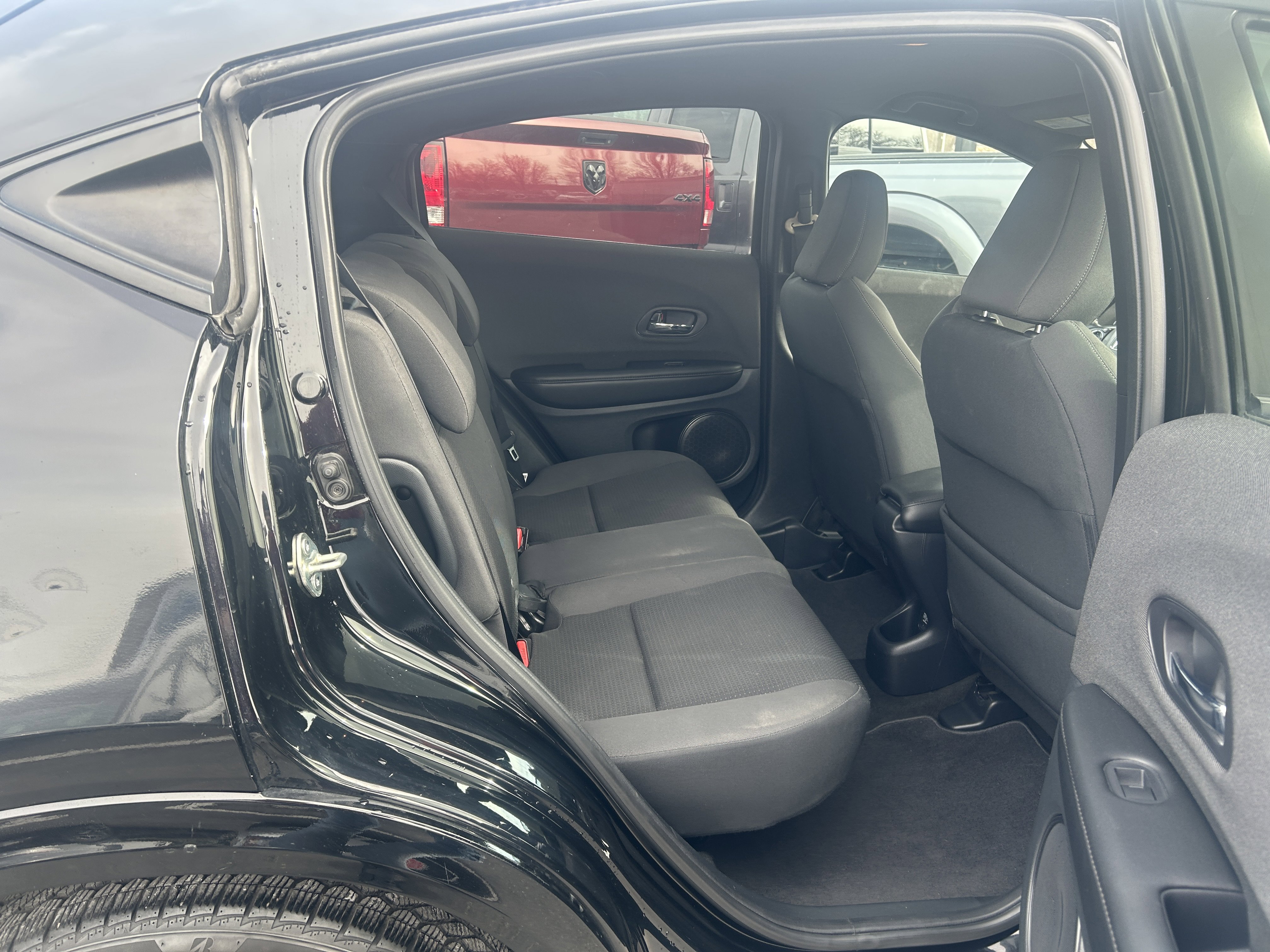 Used 2021 Honda HR-V Sport image 8