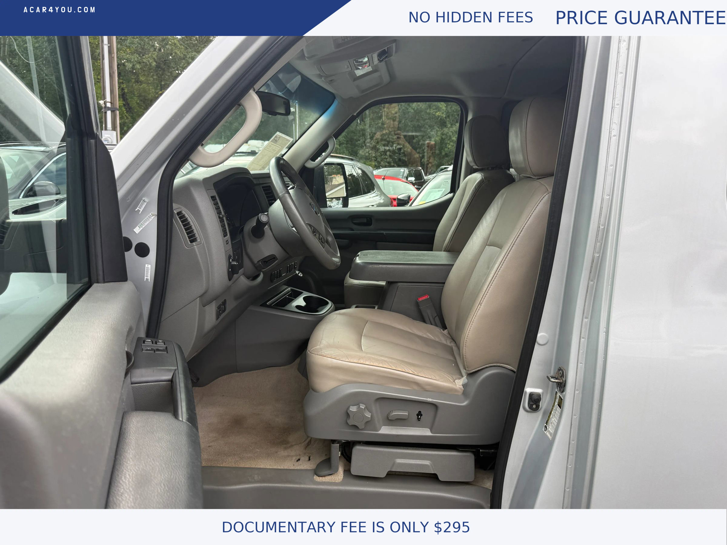 Used 2012 Nissan NV 3500 SL w/ Technology Pkg image 10