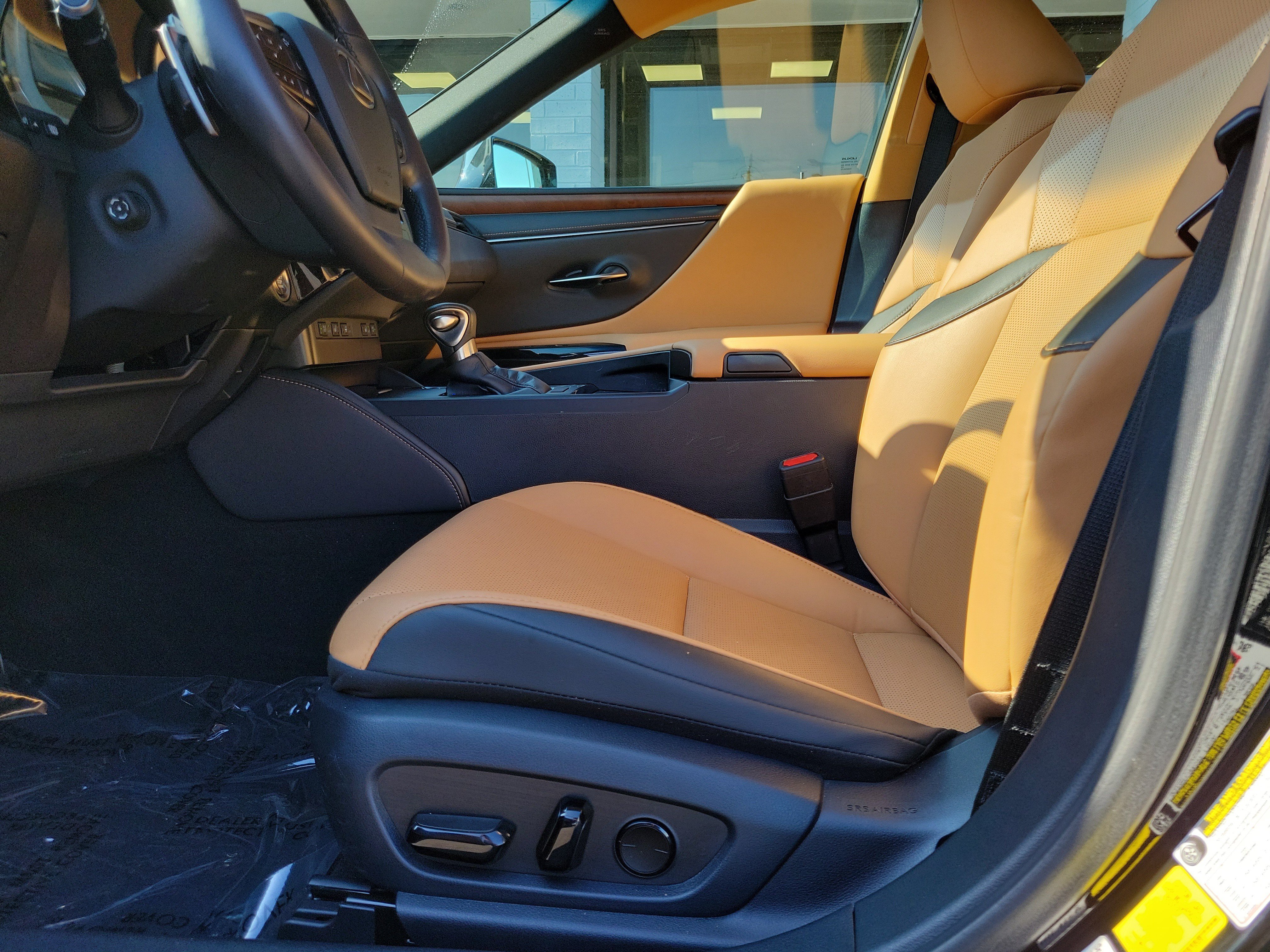 Used 2023 Lexus ES 350 w/ Premium Package FWD image 16