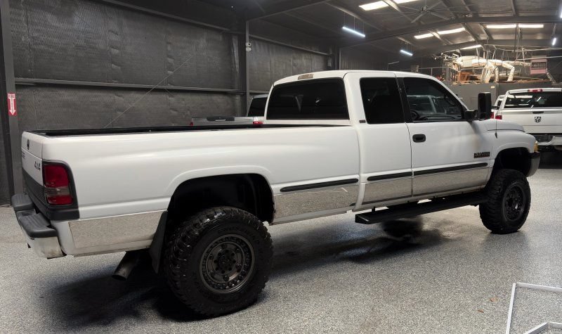 Used 1999 Dodge Ram 2500 Truck 4x4 Club Cab image 5