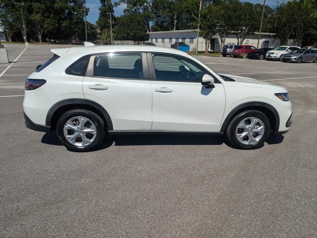 Certified 2023 Honda HR-V LX image 4