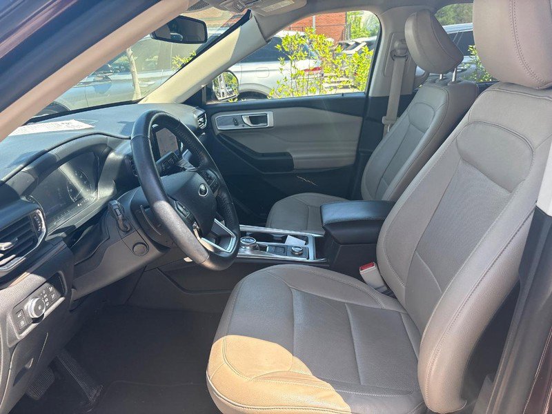 Used 2020 Ford Explorer Limited w/ Hybrid Equipment Group 310A AWD/4WD image 5