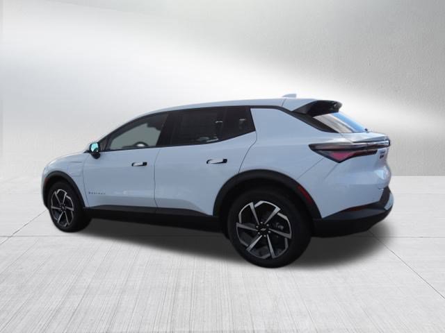 New 2026 Chevrolet Equinox EV LT image 6