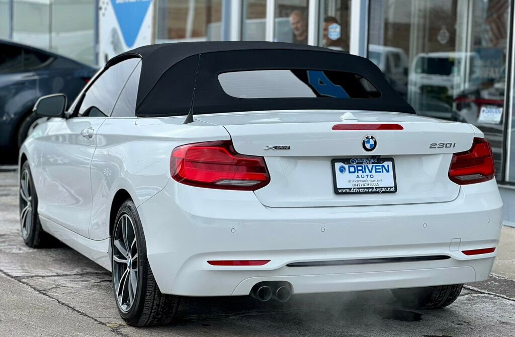 Used 2019 BMW 230i xDrive Convertible w/ Convenience Package image 3