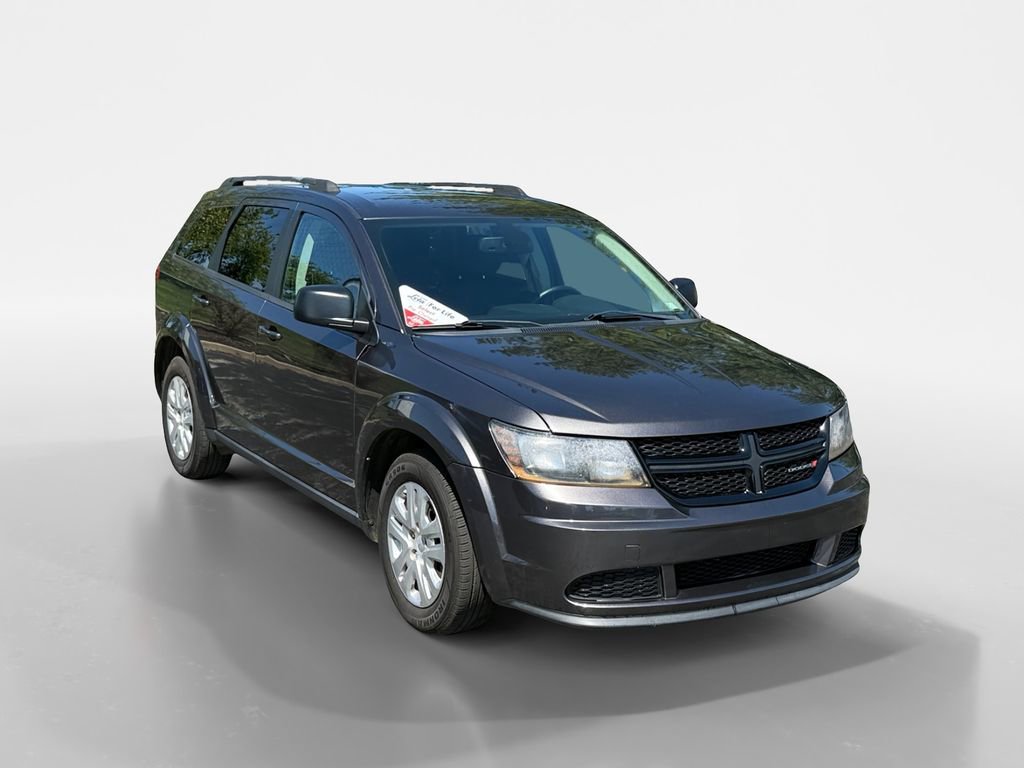 Used 2020 Dodge Journey SE w/ Blacktop Package FWD image 2
