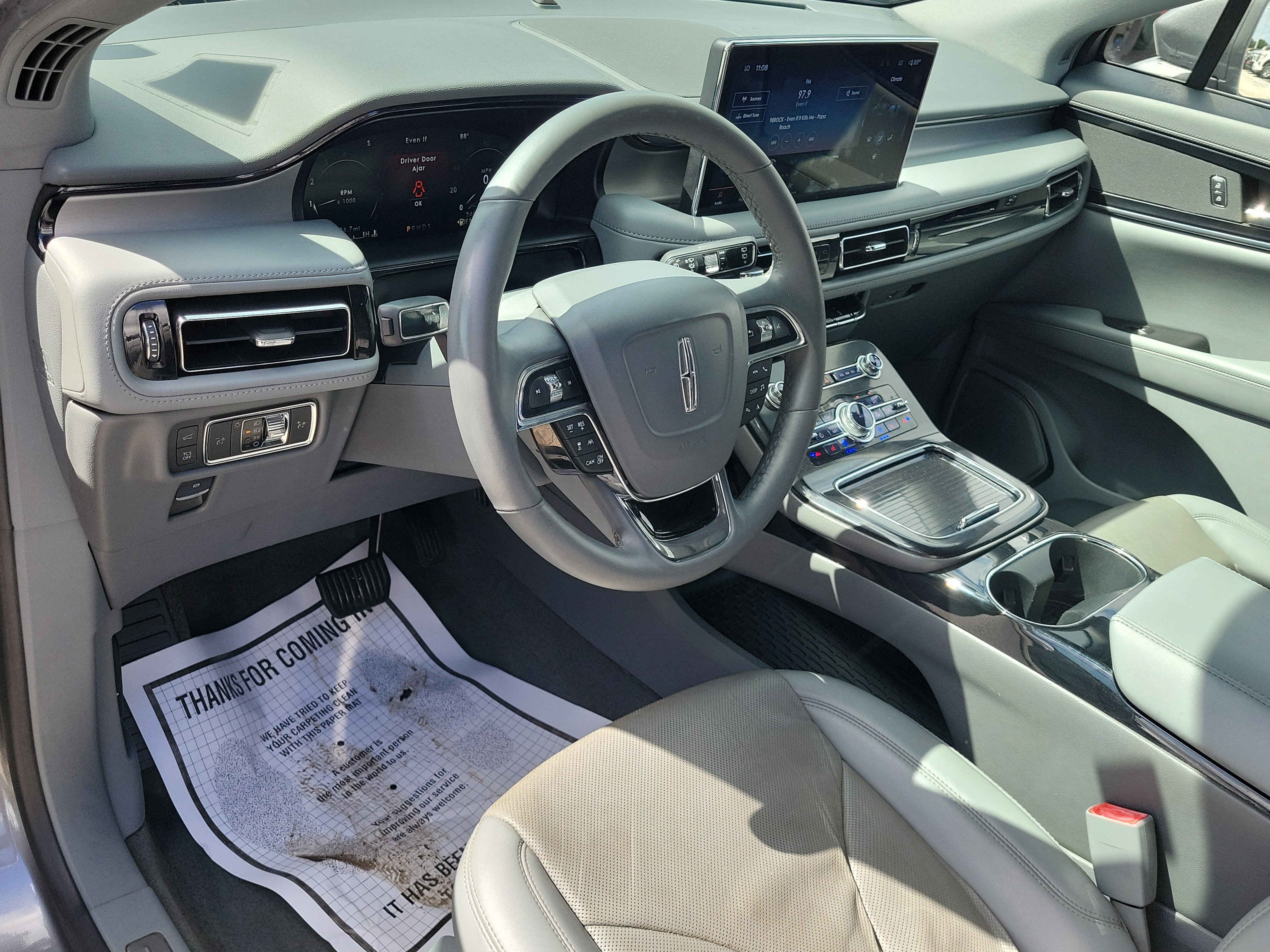Used 2022 Lincoln Nautilus Reserve FWD image 21