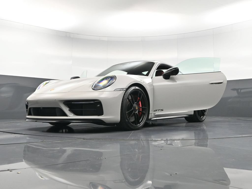 Certified 2024 Porsche 911 Carrera 4 GTS AWD/4WD image 34