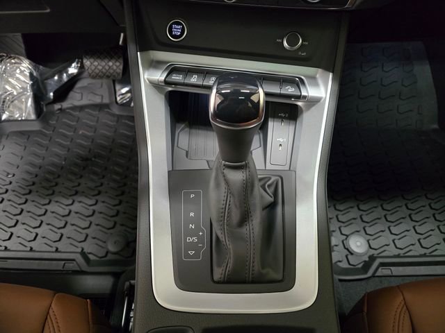 New 2025 Audi Q3 2.0T Premium image 21