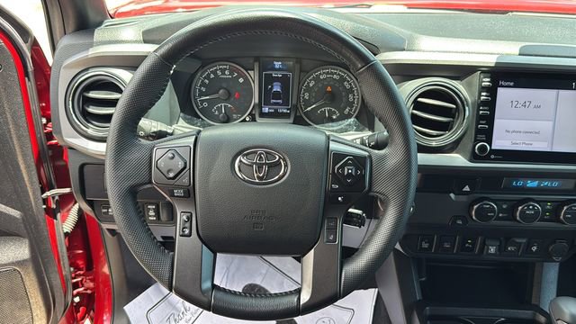 Used 2022 Toyota Tacoma TRD Sport w/ Technology Package RWD image 20