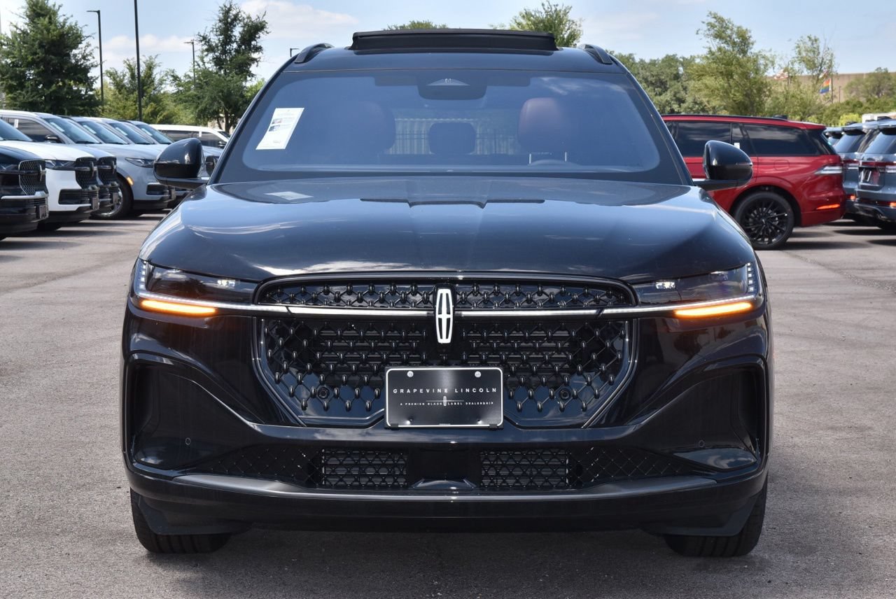 New 2026 Lincoln Nautilus Reserve w/ Jet Appearance Package AWD/4WD image 9