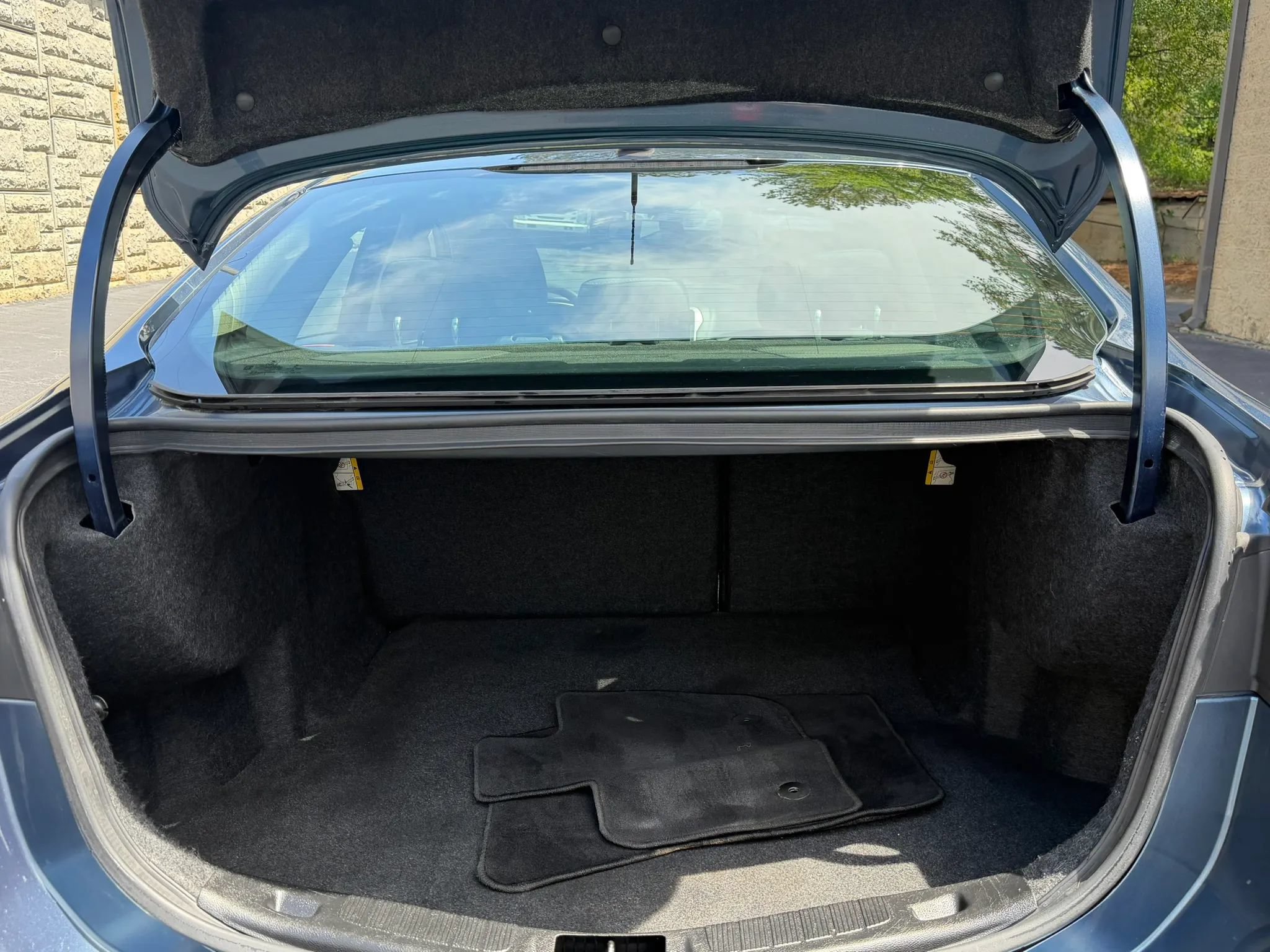 Used 2018 Ford Fusion SE w/ Fusion SE Technology Package FWD image 35