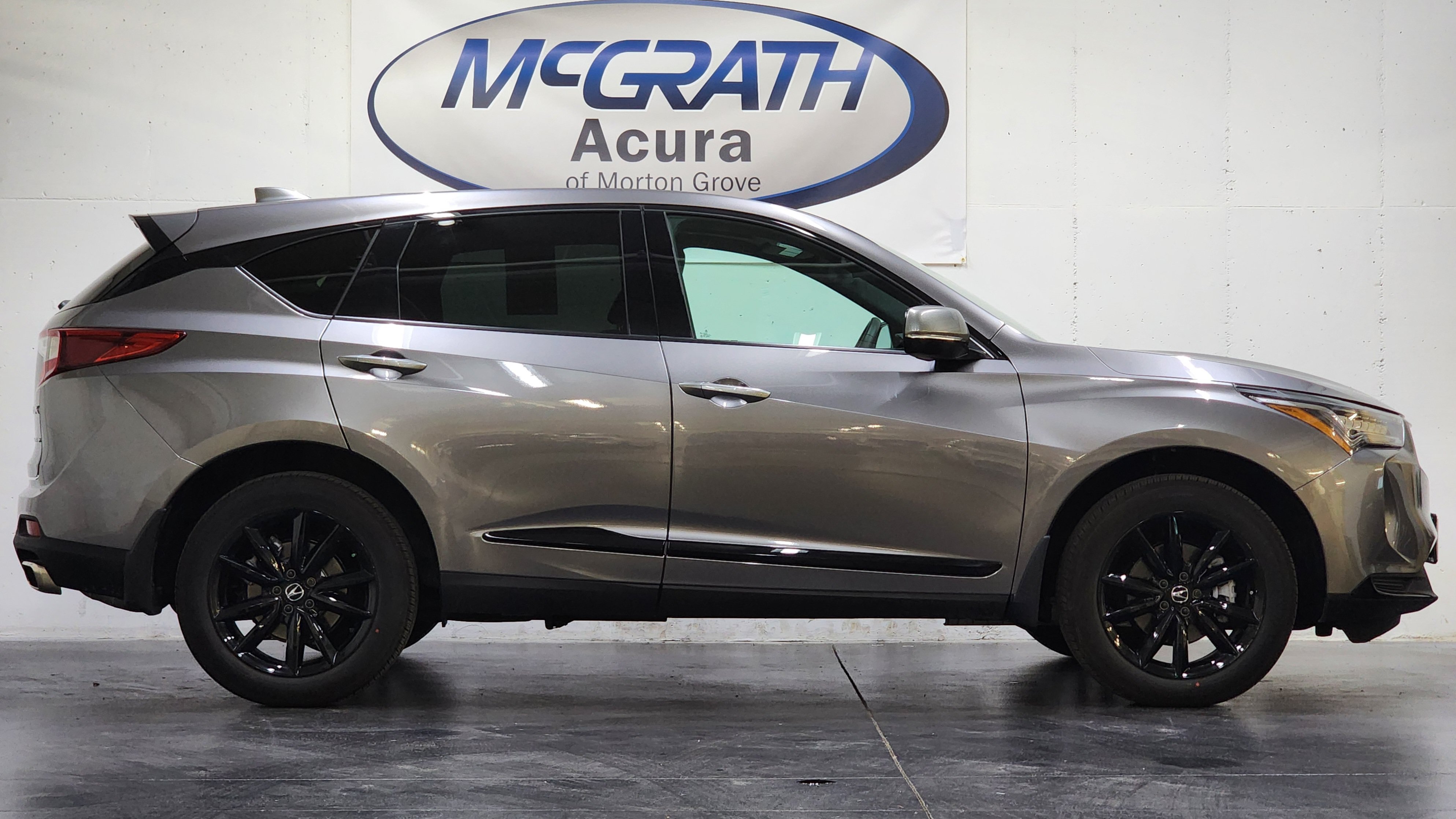 Certified 2026 Acura RDX SH-AWD image 3