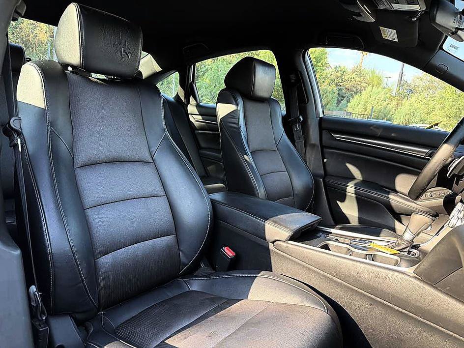 Used 2018 Honda Accord Sport image 22