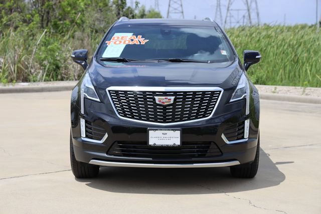 Certified 2024 Cadillac XT5 Premium Luxury FWD image 2