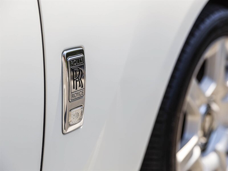 Used 2012 Rolls-Royce Ghost Extended Wheelbase RWD image 19