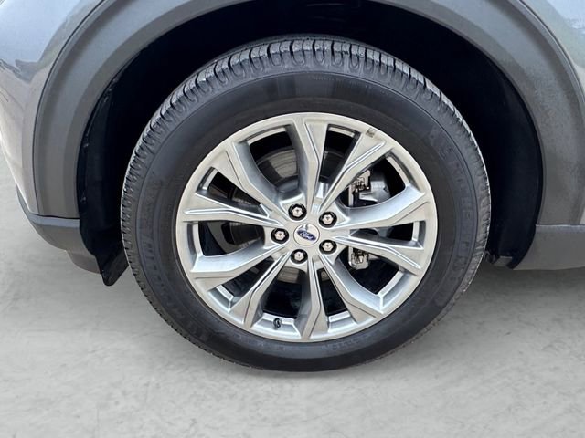 Used 2022 Ford Explorer XLT w/ Equipment Group 202A RWD image 23