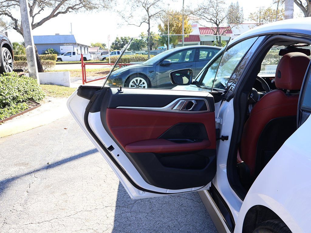 Used 2023 BMW i4 eDrive40 w/ M Sport Package image 25