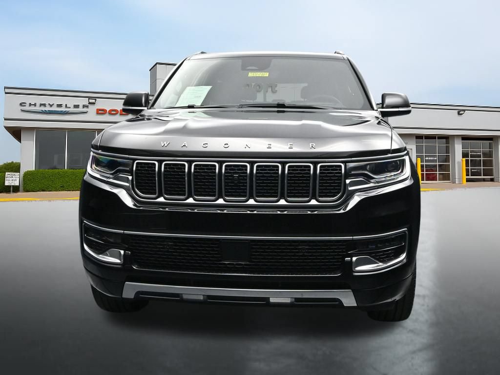 Used 2025 Jeep Wagoneer Series III w/ Premium Group I AWD/4WD image 8