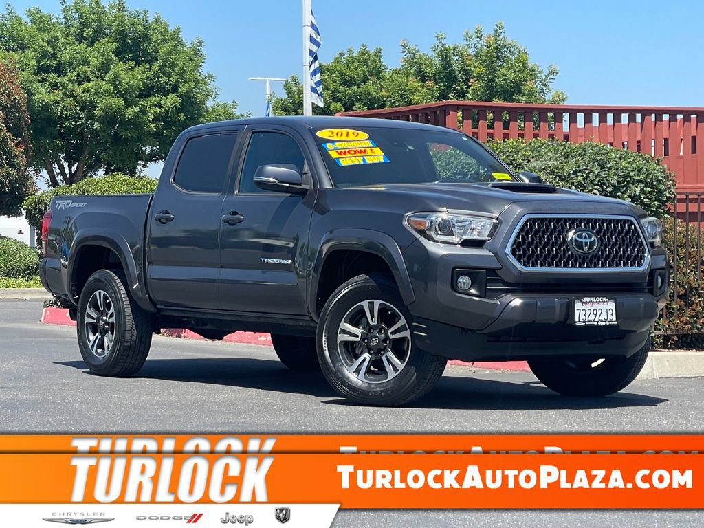 Used 2019 Toyota Tacoma TRD Sport w/ Technology Package RWD image 1