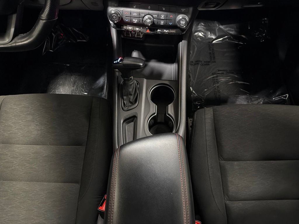 Used 2025 Dodge Durango GT AWD/4WD image 17