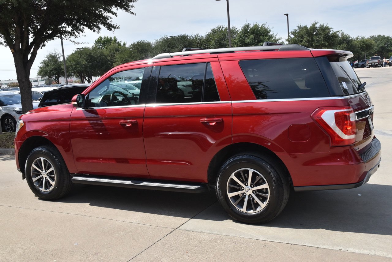 Used 2019 Ford Expedition XLT AWD/4WD image 11
