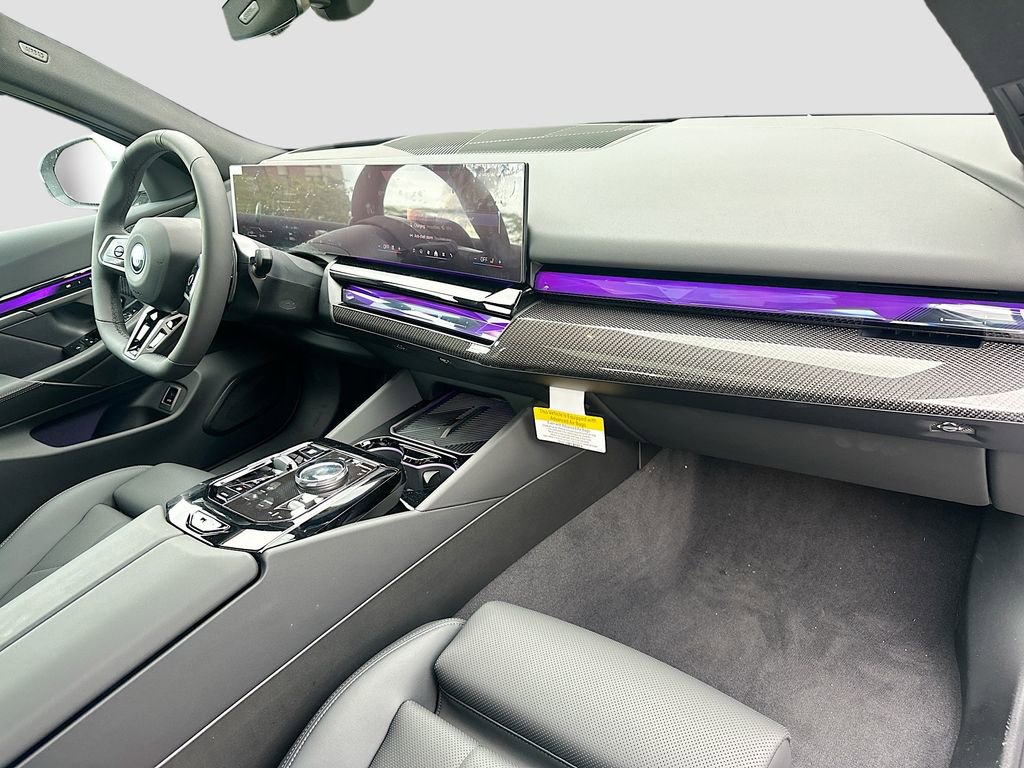 New 2026 BMW 550e xDrive AWD/4WD image 31