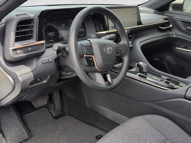 Certified 2024 Toyota Crown XLE image 10