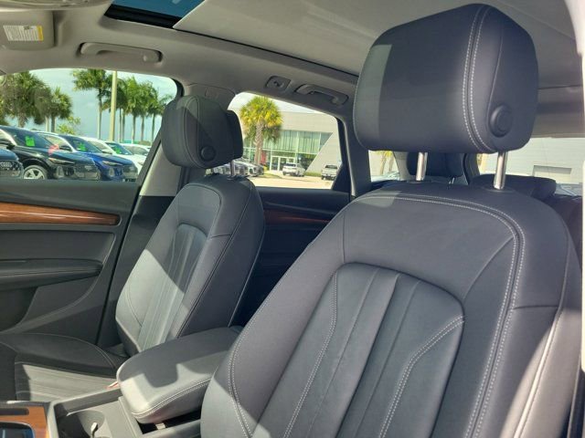 Certified 2023 Audi Q5 2.0T Premium Plus w/ Premium Plus Package image 16