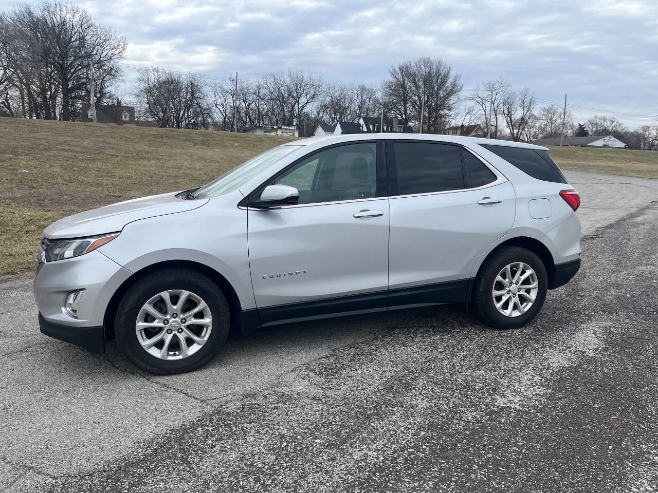 Used 2019 Chevrolet Equinox LT image 10