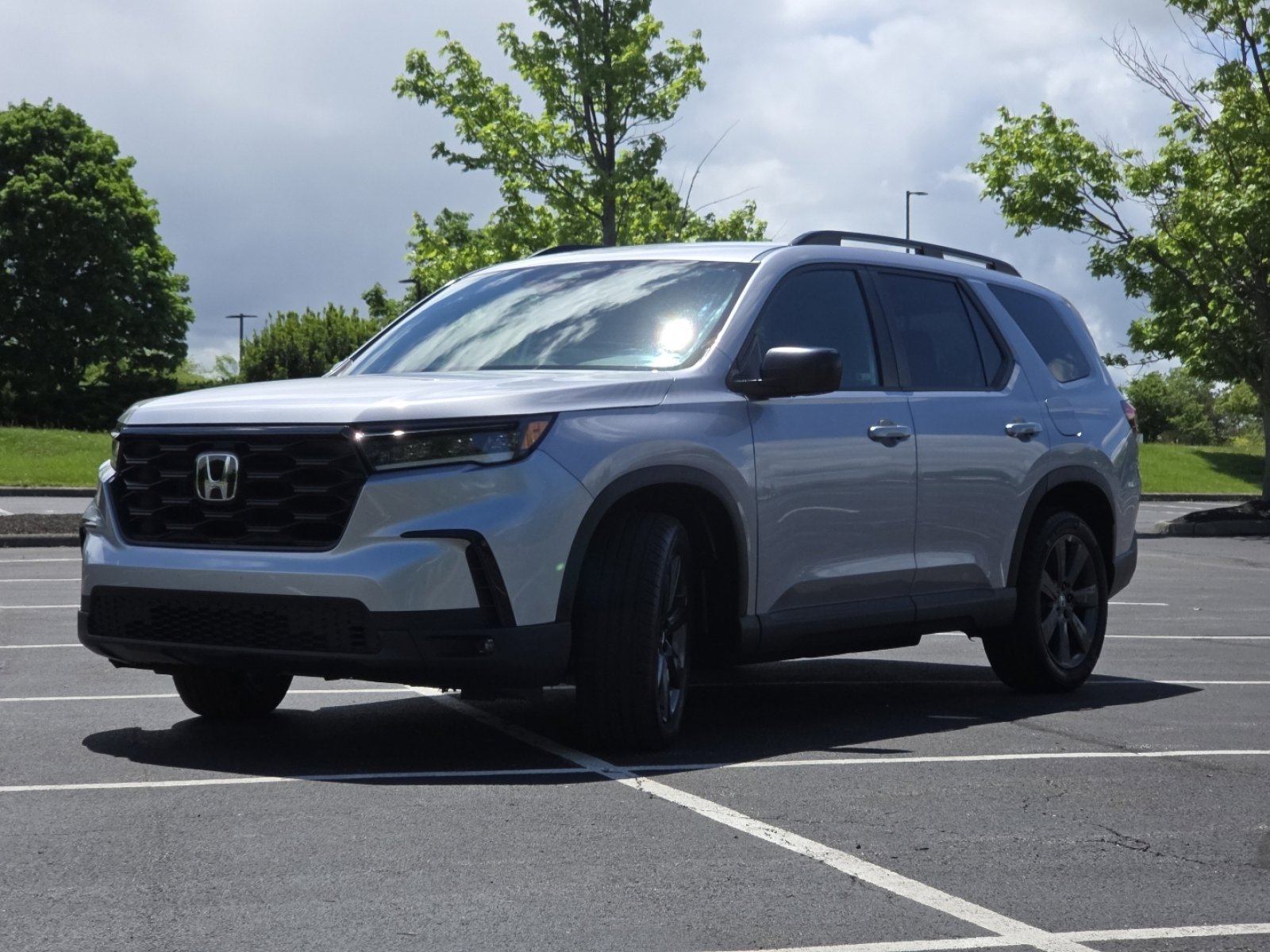 Certified 2025 Honda Pilot Sport image 18