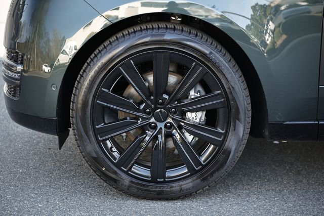 New 2026 Land Rover Range Rover SE image 5