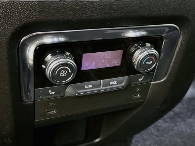 Used 2025 GMC Yukon AT4 w/ Premium Trailering Package AWD/4WD image 26