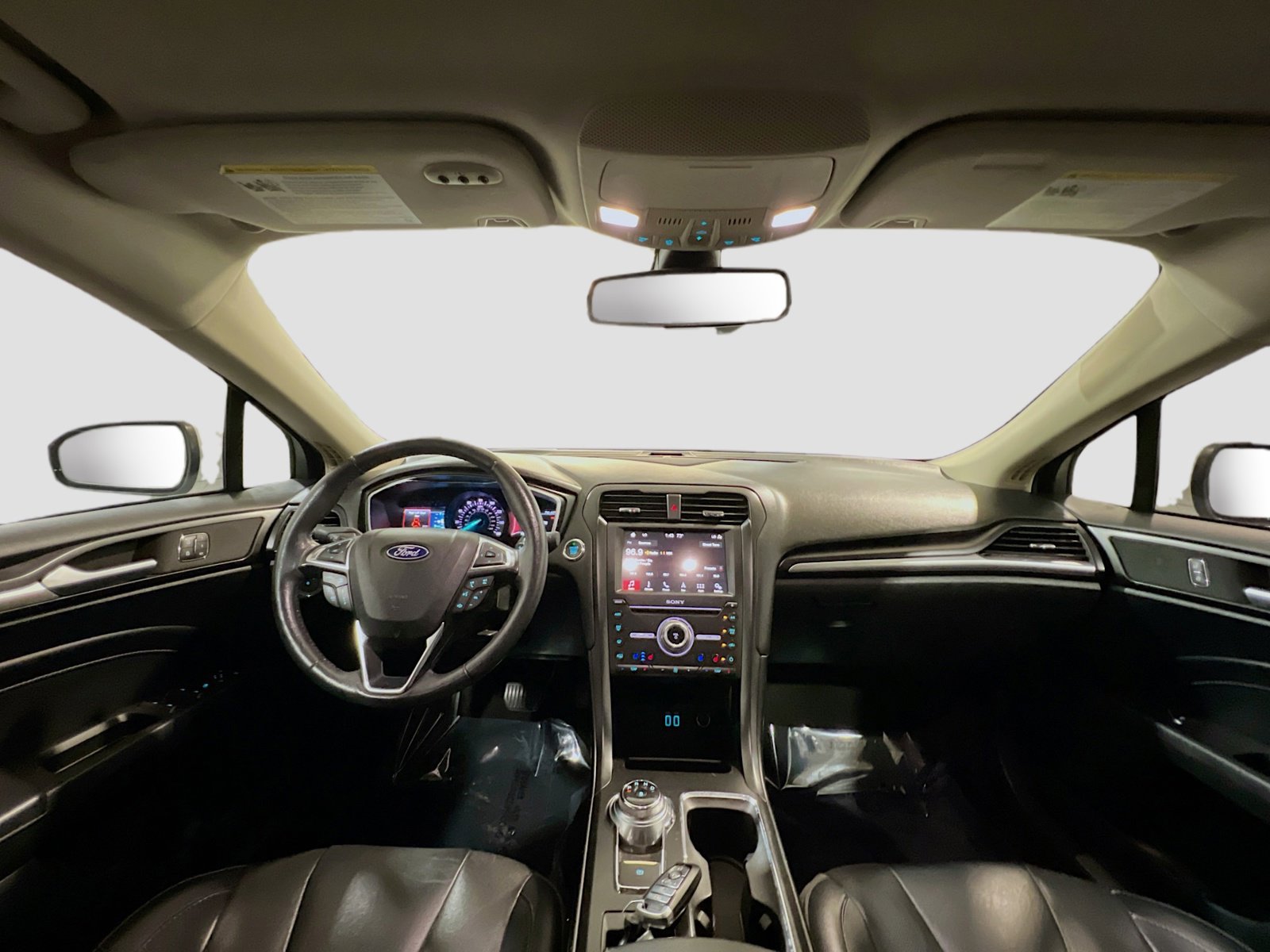 Used 2019 Ford Fusion Titanium AWD/4WD image 17