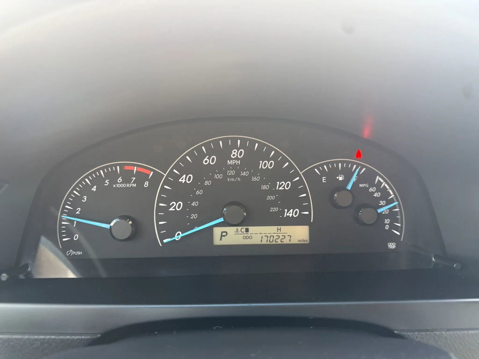 Used 2013 Toyota Camry L image 10