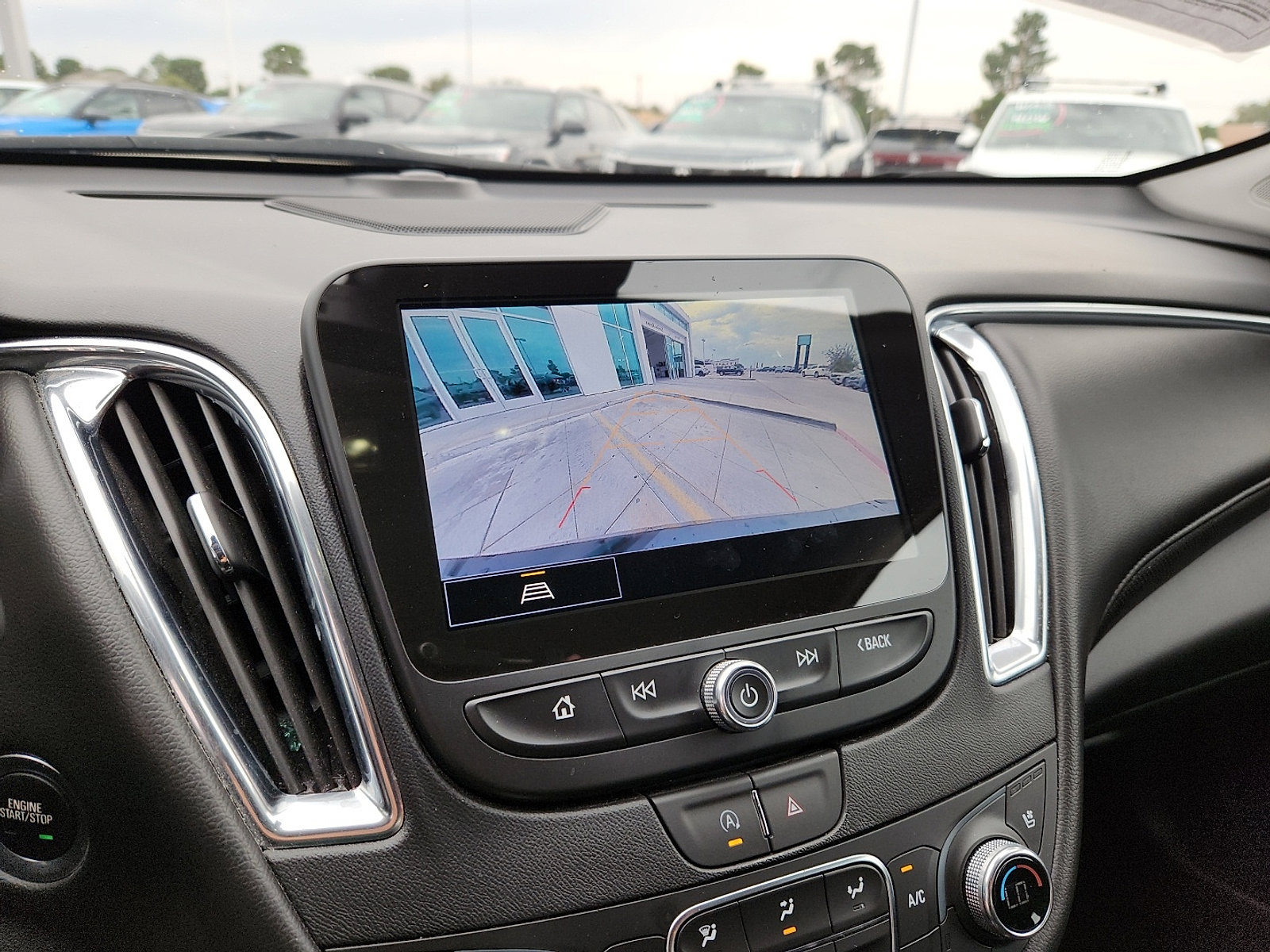 Used 2024 Chevrolet Malibu LT image 18