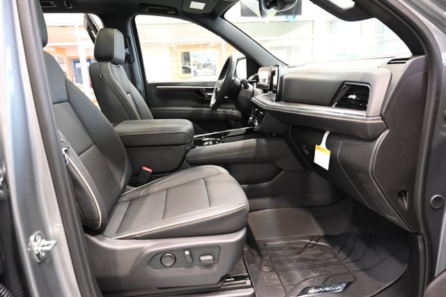 New 2026 Chevrolet Tahoe Premier w/ Sun And Tow Package AWD/4WD image 10