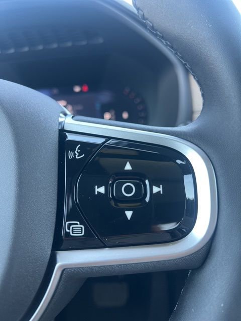 New 2026 Volvo XC90 B6 Plus w/ Protection Package image 13