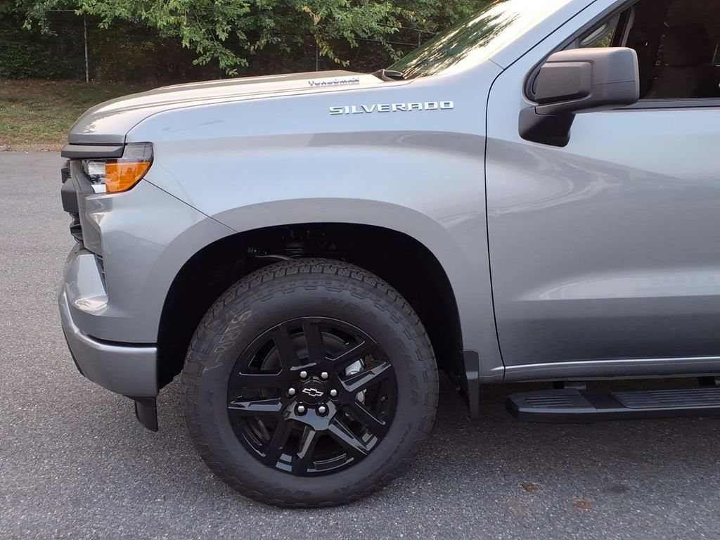 New 2026 Chevrolet Silverado 1500 Custom AWD/4WD image 7