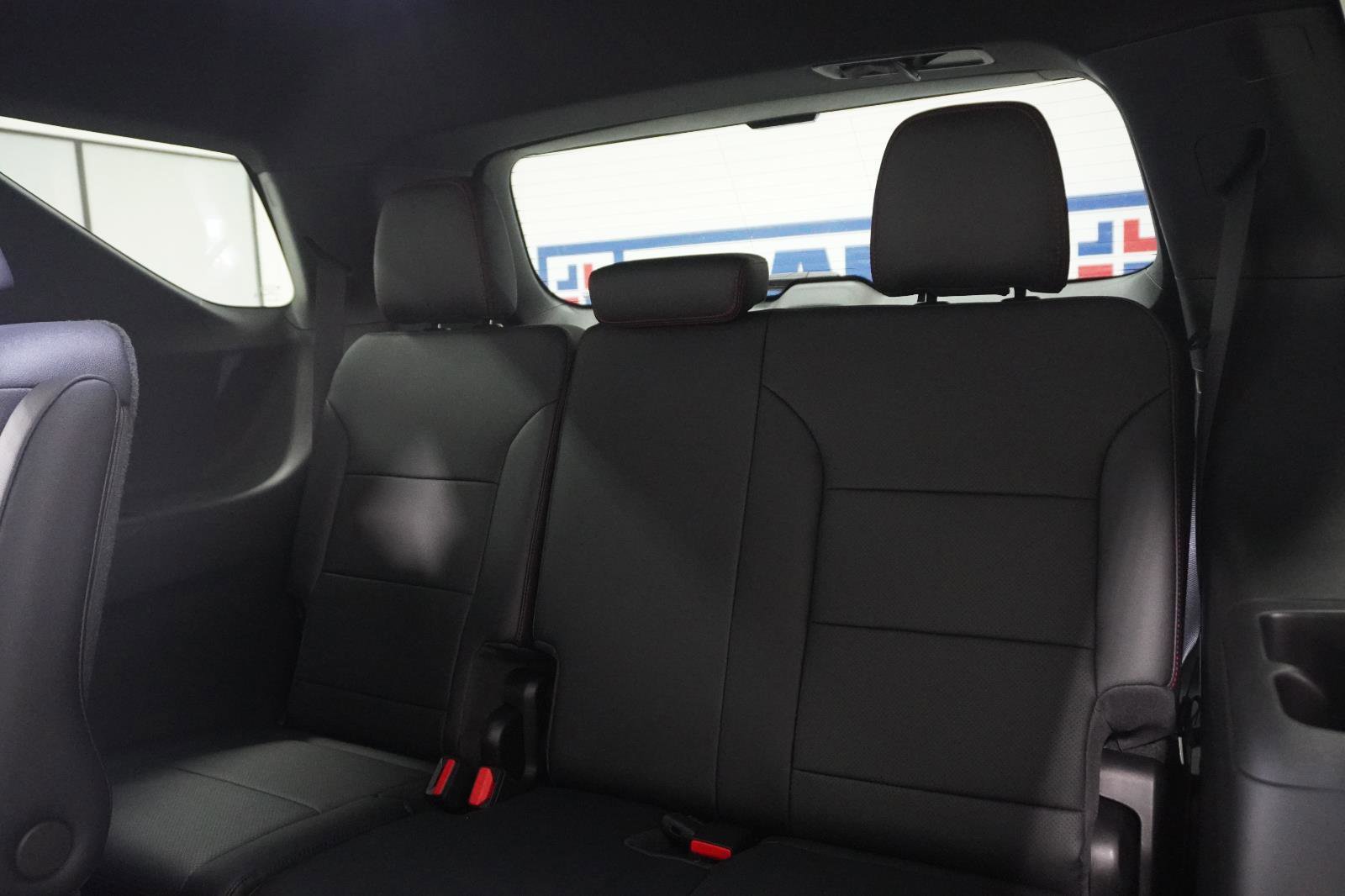 New 2026 Chevrolet Traverse Z71 w/ Enhanced Driving Package image 39