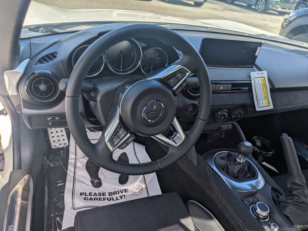 New 2026 MAZDA MX-5 Miata Club w/ Interior Package RWD image 14