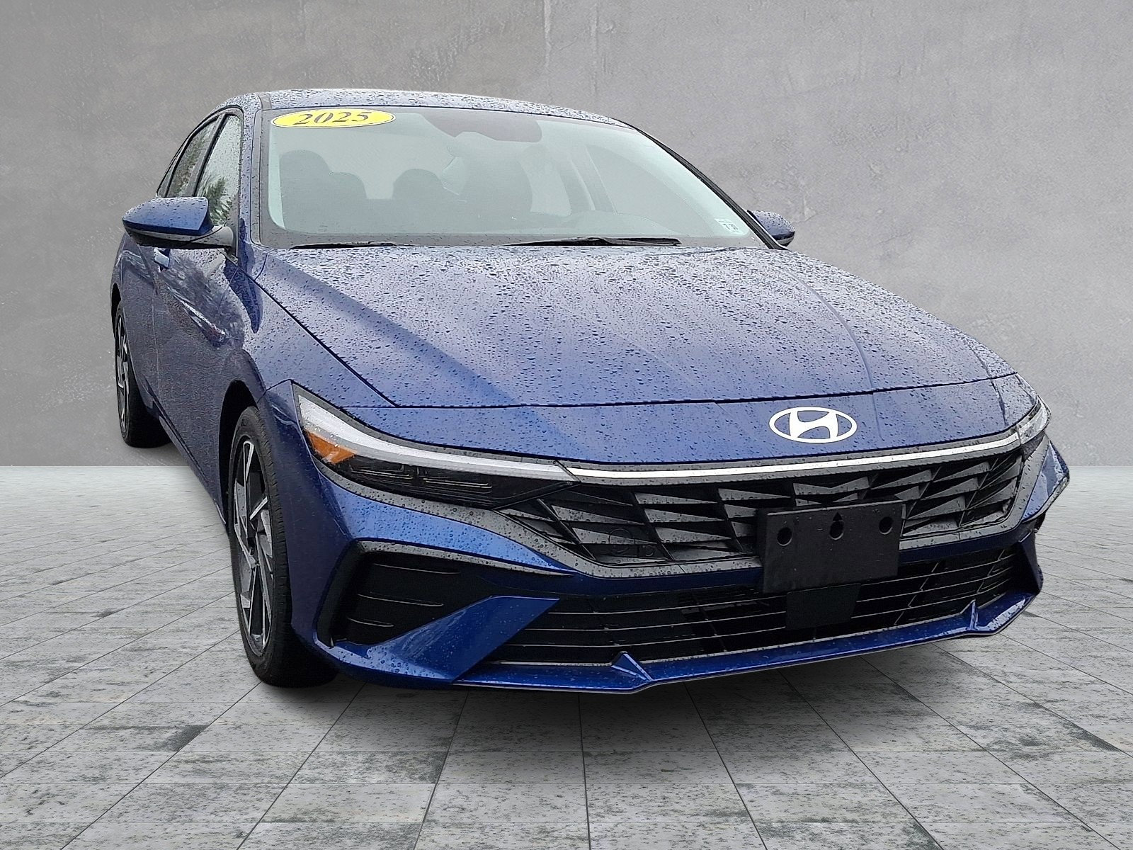 Certified 2025 Hyundai Elantra SEL FWD image 3