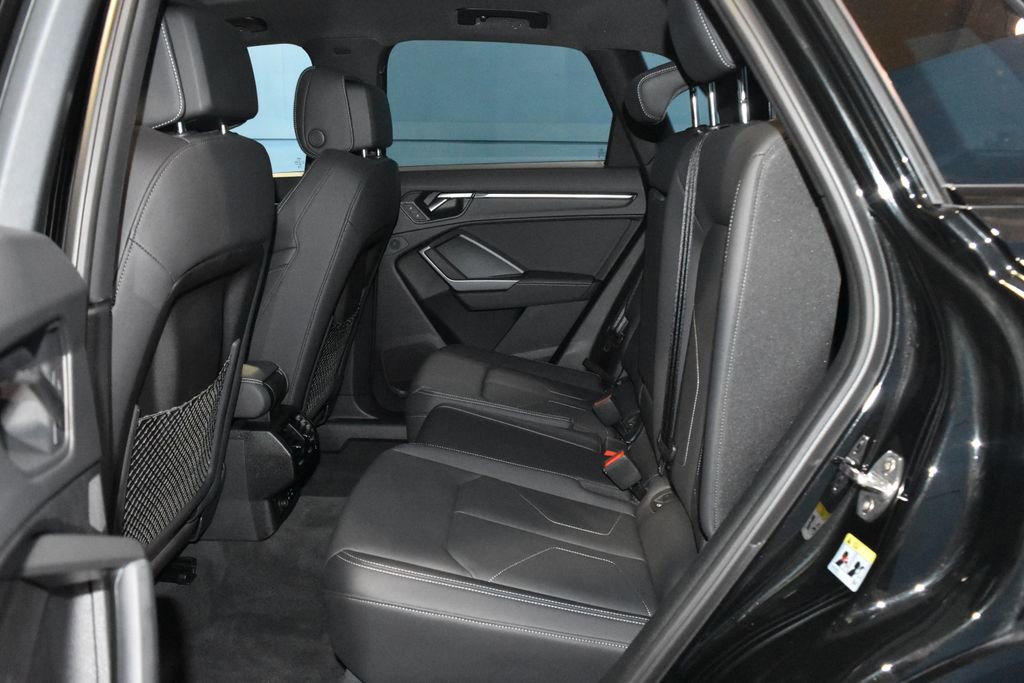 Certified 2025 Audi Q3 2.0T Premium w/ Convenience Package image 20