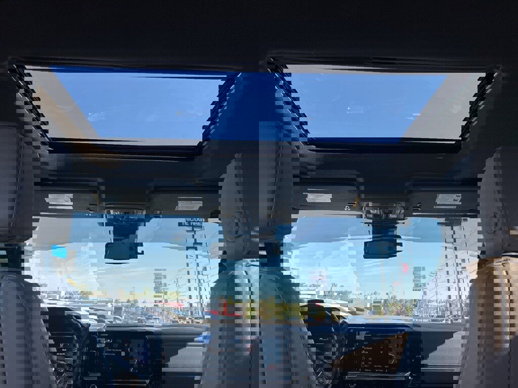 Used 2024 GMC Sierra 2500 SLT image 15