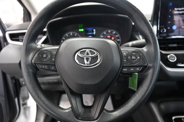 Used 2023 Toyota Corolla LE image 20